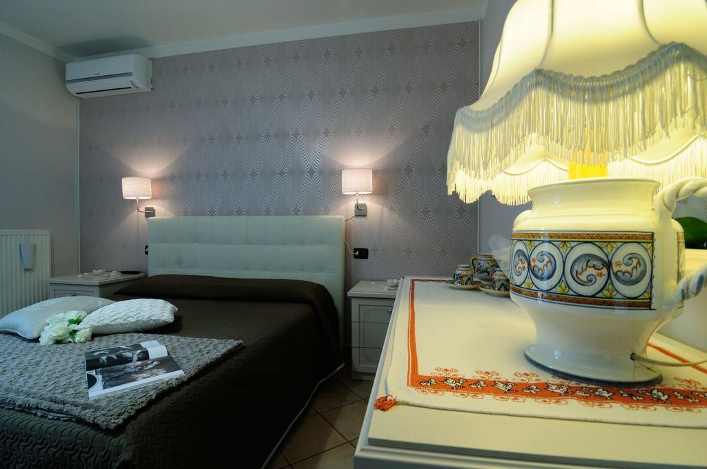 Гостевой дом Residenza Cieloterra Ривоторто Экстерьер фото